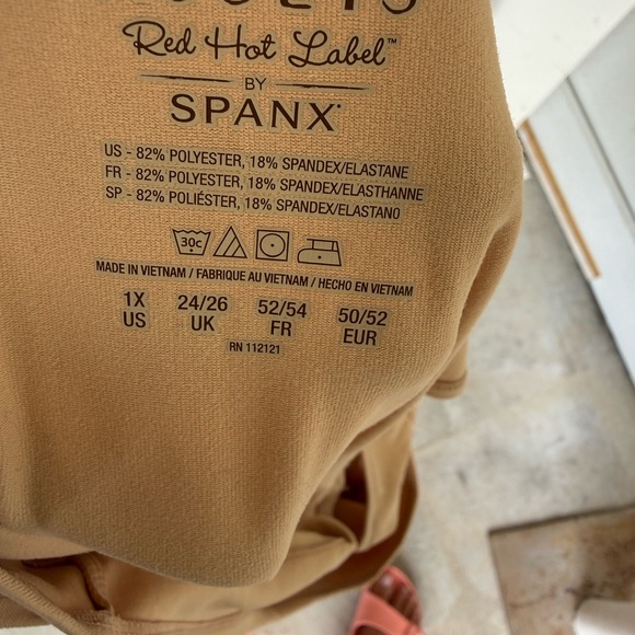 SPANX Beige Shapewear Slip - Picture 3 of 3